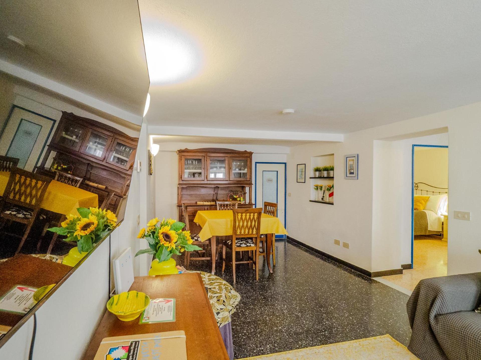 Mainetta Sea View Apartment With Ac ヴェルナッツァ エクステリア 写真